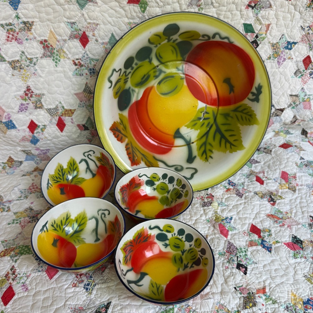 Vintage Enamelware Fruit Bowl Set 5pc Hand Painted Apple Grapes Basin & 4 Bowls